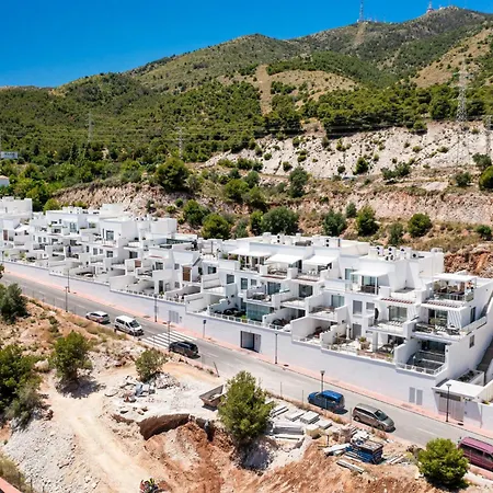 Apartamento Vivi Homes - Blossom Pool, Gym & Terrace